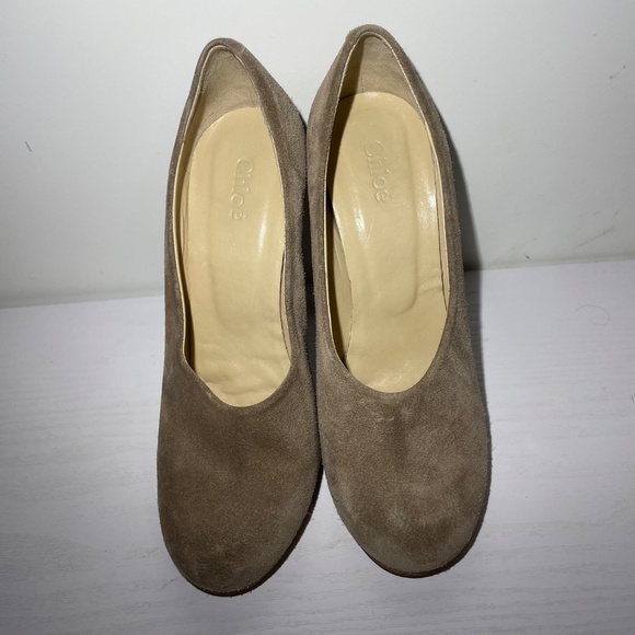 Chloe Taupe Suede Pumps Round Toe Heels - Size: 37 - Picture 3 of 8